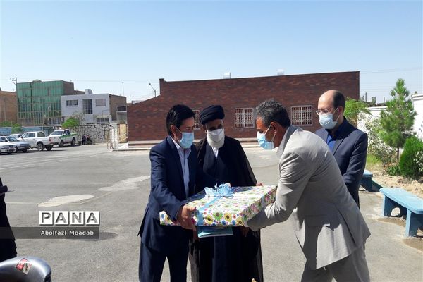 آئین افتتاحیه  پروژه‌های آموزش و پرورش شهرستان کاشمر