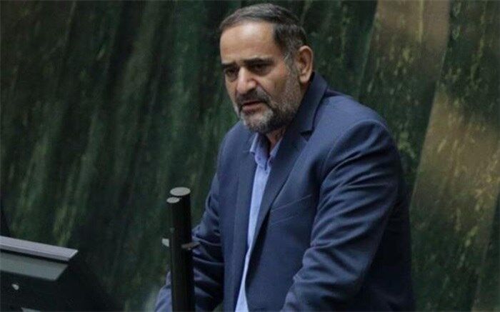 عباسپور: رئیس‌جمهور برای بازسازی اساسی، باید به موضوع معیشت مردم، اقتصاد و مسکن توجه جدی کند
