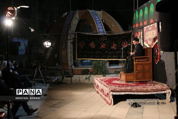 برپایی مجلس روضه سیدالشهدا(ع) در دانشگاه فرهنگیان قم