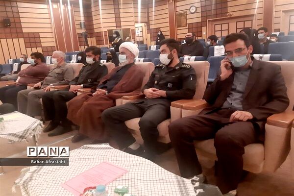 برگزاری مراسم اختتامیه دوره تشکیلاتی یاوران ولایت شهر پرند
