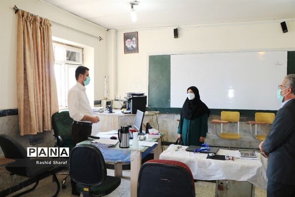 بازدید مدیرکل آموزش و پرورش آذربایجان غربی از فرآیند مصاحبه پذیرفته شدگان دانشگاه فرهنگیان