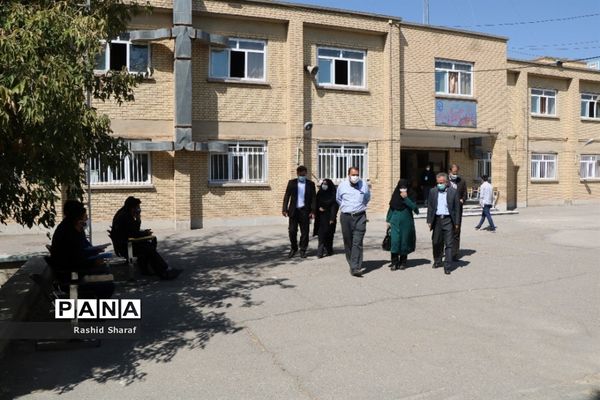 بازدید مدیرکل آموزش و پرورش آذربایجان غربی از فرآیند مصاحبه پذیرفته شدگان دانشگاه فرهنگیان