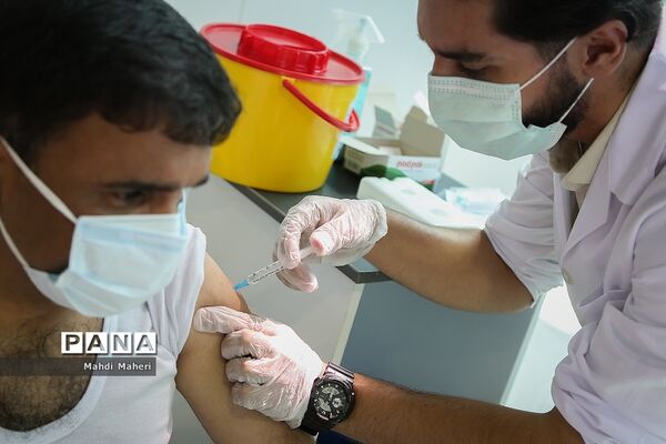 افتتاح مرکز واکسیناسیون بسیج دانشجویی