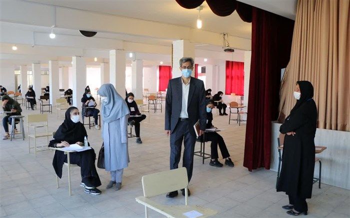 بازدید مدیرکل آموزش و پرورش آذربایجان غربی از فرآیند برگزاری امتحانات نهایی شهریورماه