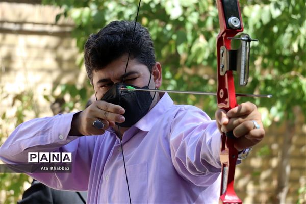 مسابقه ورزشی تیر و کمان یادواره شهید مدافع حرم حامد جوانی برای کارکنان آموزش و پرورش آذربایجان شرقی