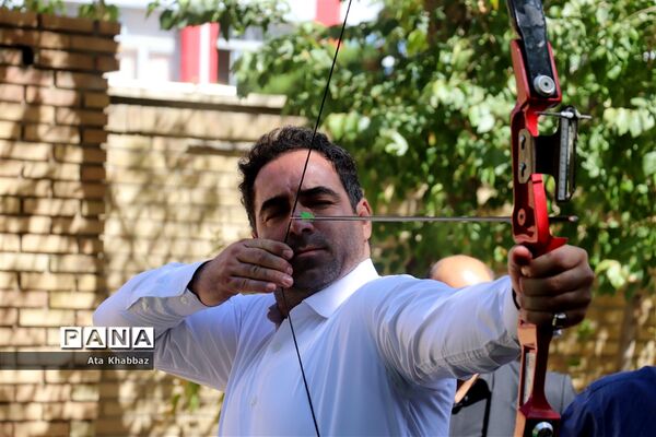 مسابقه ورزشی تیر و کمان یادواره شهید مدافع حرم حامد جوانی برای کارکنان آموزش و پرورش آذربایجان شرقی