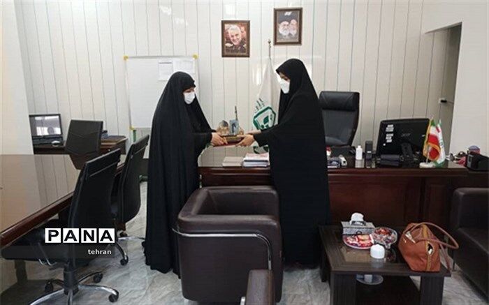 تقدیر از بهاره بوربور، رتبه  چهارم جشنواره الگوهای برتر تدریس درس تفکر و سبک زندگی