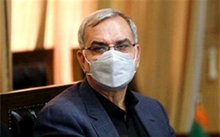 وزارت بهداشت برای واکسیناسیون تمامی دانشجویان و خانواده‌های آنها آماده است