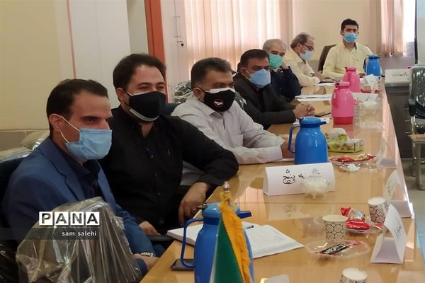 برگزاری جلسه مسئولان سازمان دانش‌آموزی نواحی و مناطق  استان اصفهان