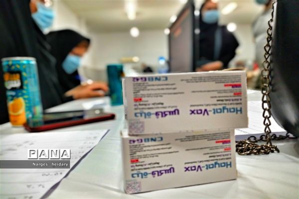 افتتاح دومین سالن  تجمیعی واکسن کرونا در مدرسه شهید رحیمی امیدیه