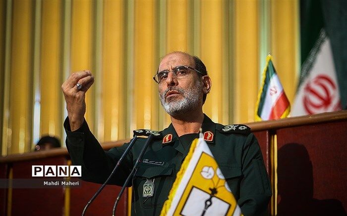 فرمانده قرارگاه عملیاتی مقابله با کرونا منصوب شد