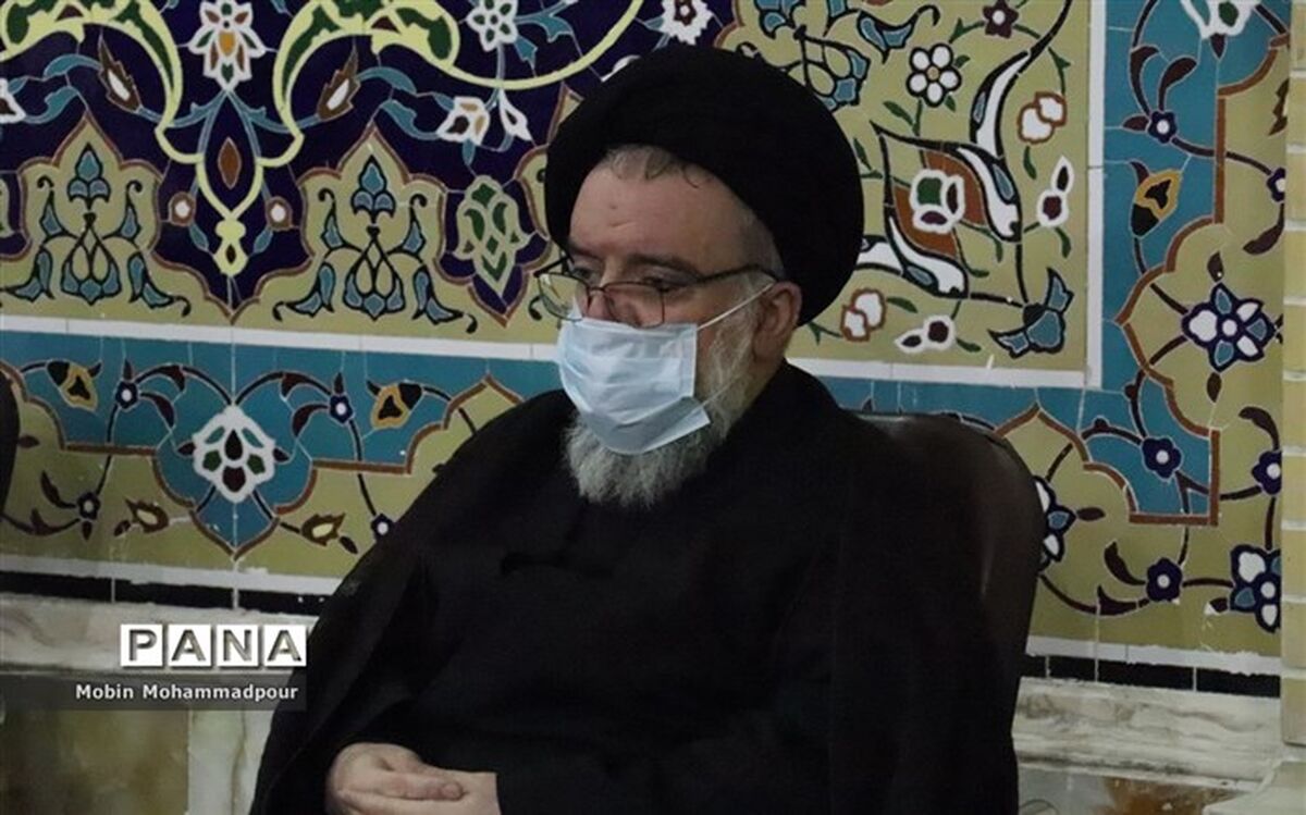 آیت الله خاتمی: وزارت فرهنگ اجازه انتشار ویروس فرهنگی را ندهد