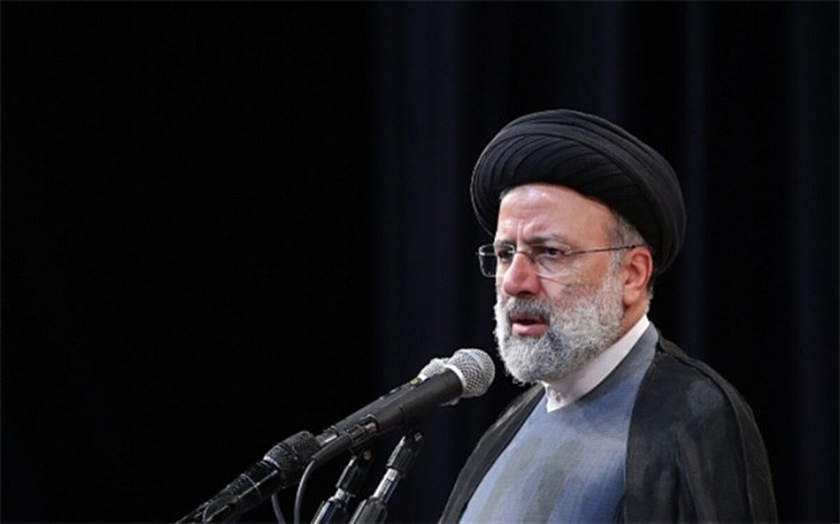 عمیقا اعتقاد دارم هیچ مشکل حل‌نشدنی در کشور وجود ندارد