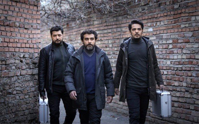 انتقاد کیهان از «گاندو»؛ سناریو ندارد، قصه اش ضعیف و پر از نصیحت و پرحرفی است