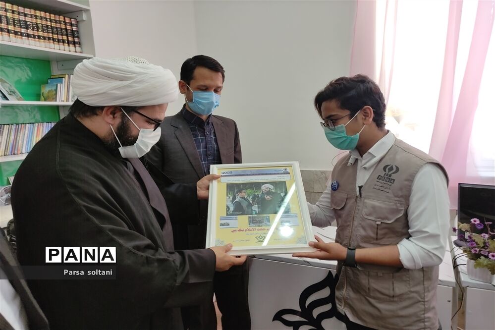 مراسم افتتاحیه مجله دانش‌آموزی فردای کاشمر در کانون لقمان