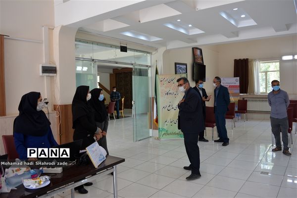 واکسیناسیون فرهنگیان ناحیه یک آموزش و پرورش مشهد در اردوگاه شهدای مدافع حرم