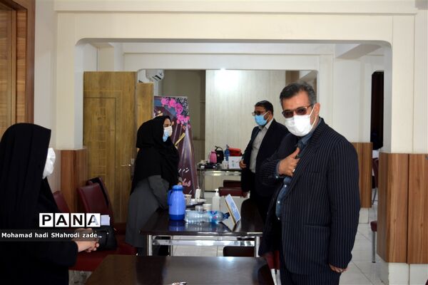 واکسیناسیون فرهنگیان ناحیه یک آموزش و پرورش مشهد در اردوگاه شهدای مدافع حرم