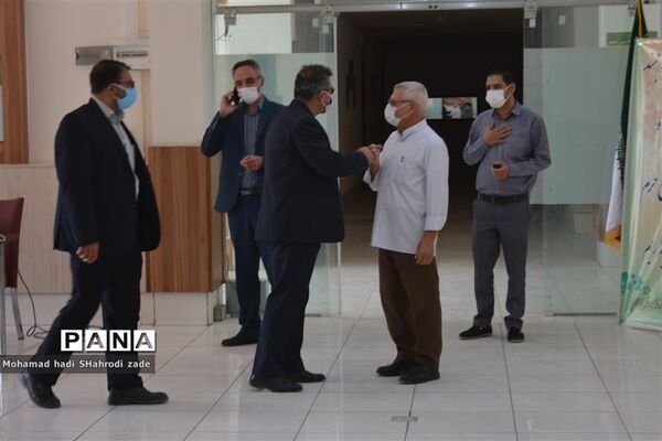 واکسیناسیون فرهنگیان ناحیه یک آموزش و پرورش مشهد در اردوگاه شهدای مدافع حرم