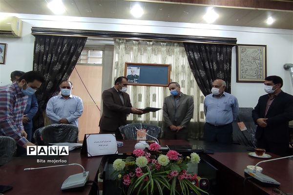 تقدیر از دانش آموزان گلوگاهی برگزیده جشنواره تابستان شاد