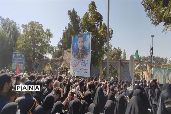 تشییع پیکر مطهر شهید محمد اینانلو در البرز
