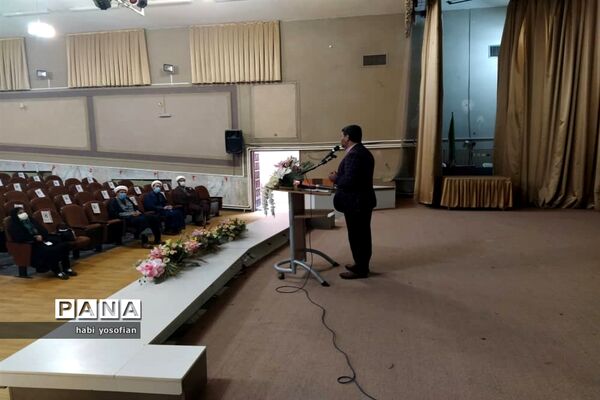 برگزاری کارگاه آموزشی همکاران جدیدالورود حوزه پرورشی با همکاری کانون شهید مفتح وسازمان دانش‌آموزی