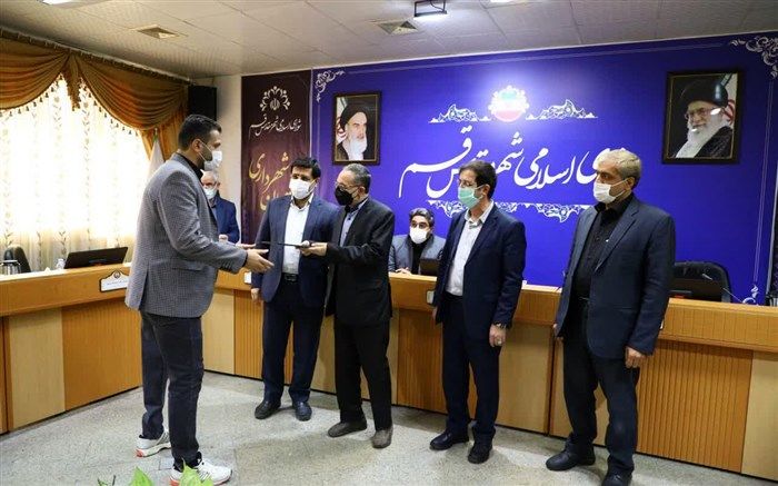 شورای اسلامی شهر قم از افتخارآفرینان پارالمپیکی تجلیل کرد