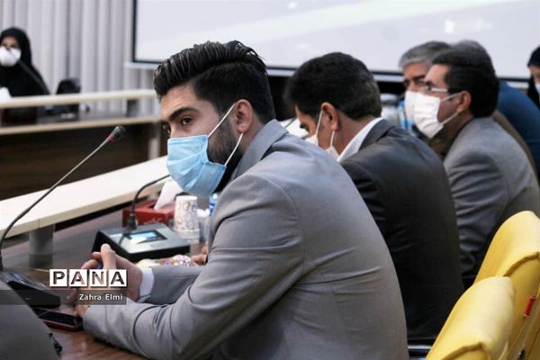 آیین تجلیل از عوامل تولید و پخش برنامه محتوای پیش دبستانی ومعاونان منتخب آذربایجان شرقی