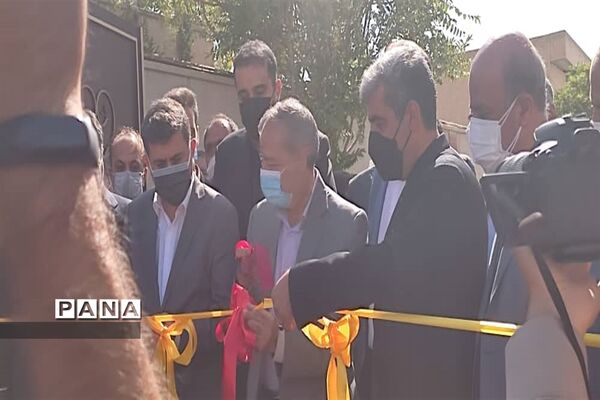 آیین افتتاح متمرکز مجتمع های آموزشی قلم و رازی در البرز