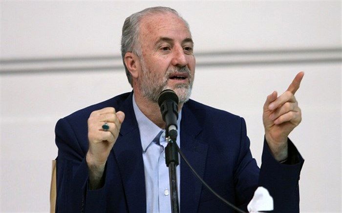 شهروندان قمی برای تزریق واکسن عجله کنند