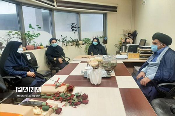 تقدیر از مدافعان سلامت مرکز آموزشی درمانی شهدای خلیج فارس