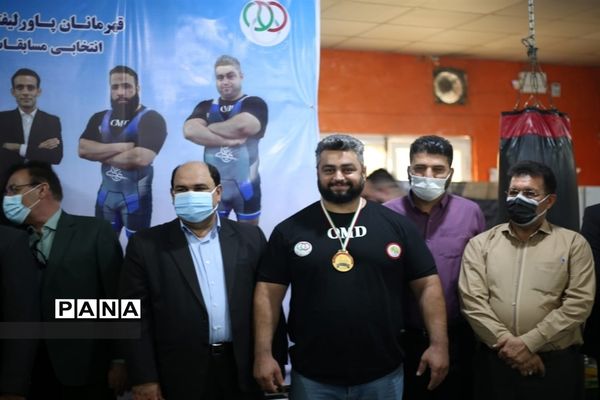 کسب ۵ مدال طلای کشوری پاورلیفتینگ مسابقات انتخابی جهانی  مسکو در شهرستان امیدیه