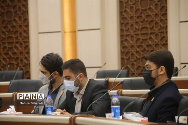 برگزاری مراسم معارفه دبیران مناطق کشور در اولین نشست هیئت رئیسه کنگره ملی بسیج دانش آموزی