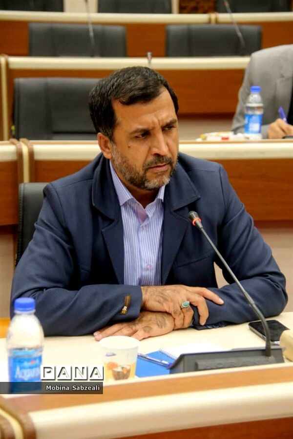 برگزاری مراسم معارفه دبیران مناطق کشور در اولین نشست هیئت رئیسه کنگره ملی بسیج دانش آموزی