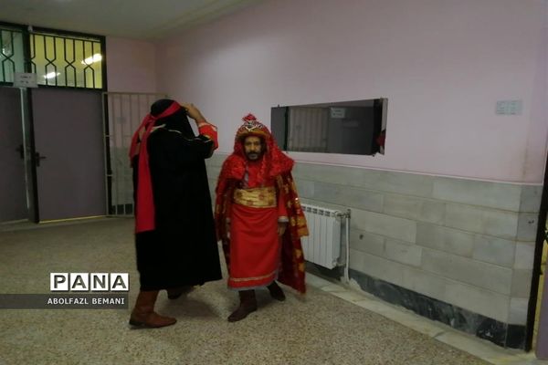 تعزیه خوانی در هنرستان ثامن الائمه(ع) قم