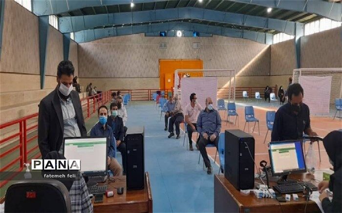 استقبال فرهنگیان آموزش و پرورش منطقه قرچک از واکسن ایرانی برکت