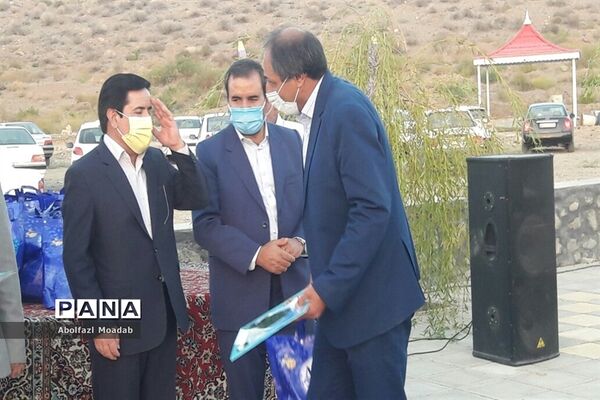 نشست تخصصی مدیران مدارس کاشمر  در آستانه سال تحصیلی جدید