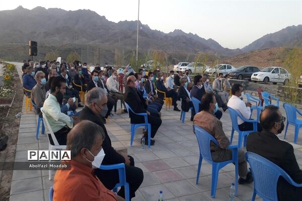 نشست تخصصی مدیران مدارس کاشمر  در آستانه سال تحصیلی جدید