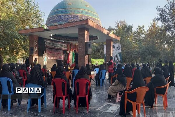 ویژه برنامه عصری با شهدا
