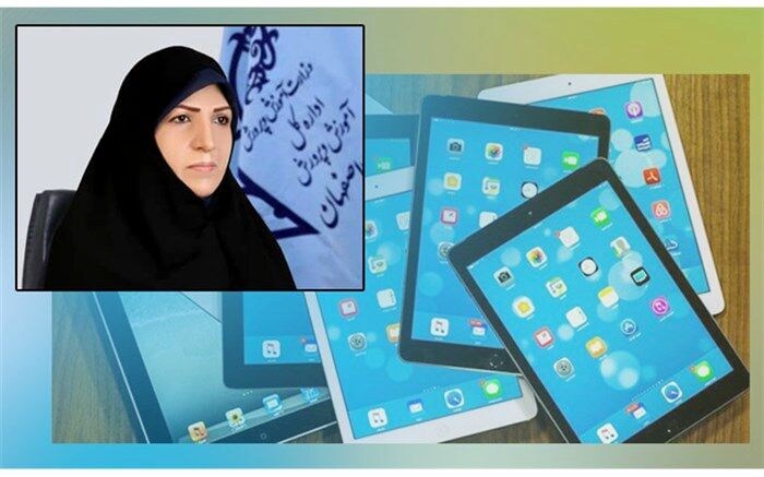 اهداء 60 دستگاه تبلت به دانش آموزان طرح شاهد