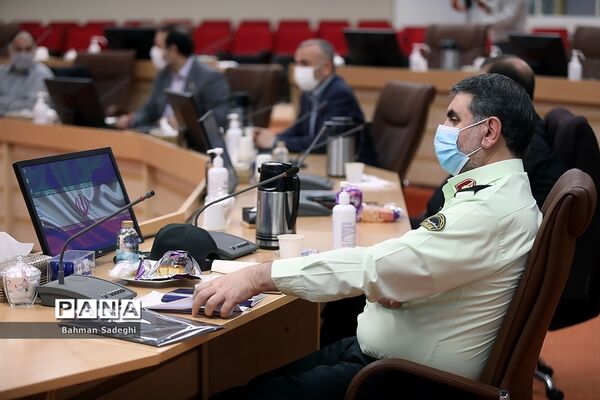 جلسه قرارگاه عملیاتی ستاد مبارزه با کرونا