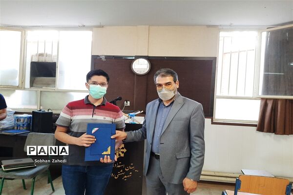 تقدیر از دانش‌آموزان مدرسه شهید بهشتی رودهن