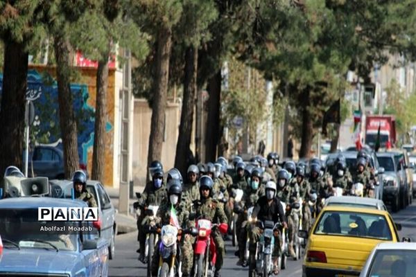 برگزاری رژه موتوری به مناسبت 31 شهریور در کاشمر