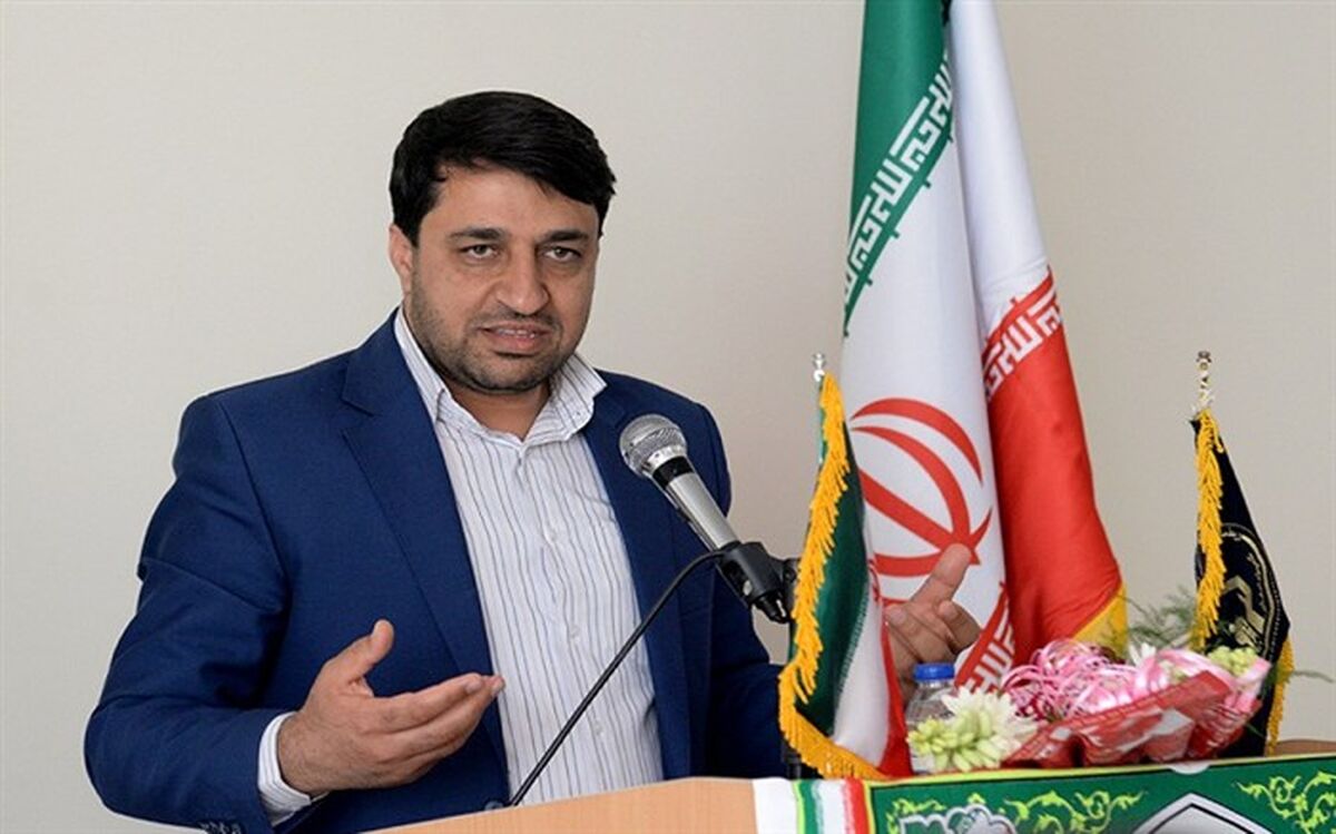 تهیه و توزیع ۴٠٠ بسته معیشتی و ٢۵٠ بسته لوازم‌التحریر بین نیازمندان