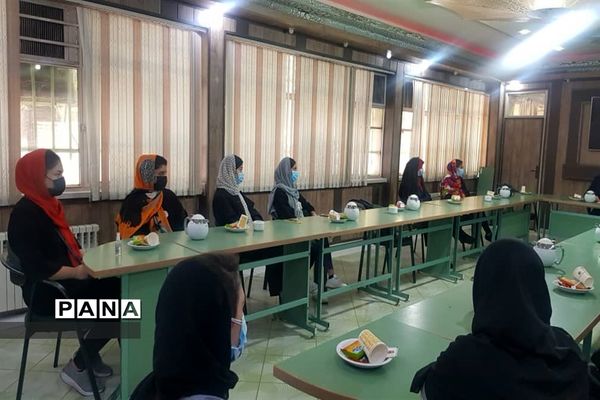 برگزاری کارگروه انجمن عکاسی، در کانون فرهنگی تربیتی امید منطقه ۱۴