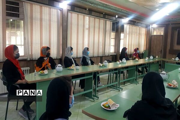 برگزاری کارگروه انجمن عکاسی، در کانون فرهنگی تربیتی امید منطقه ۱۴