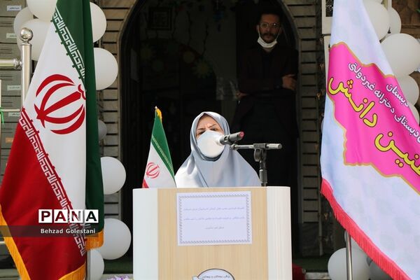 نواختن زنگ غنچه‌ها و شکوفه‌ها در ارومیه