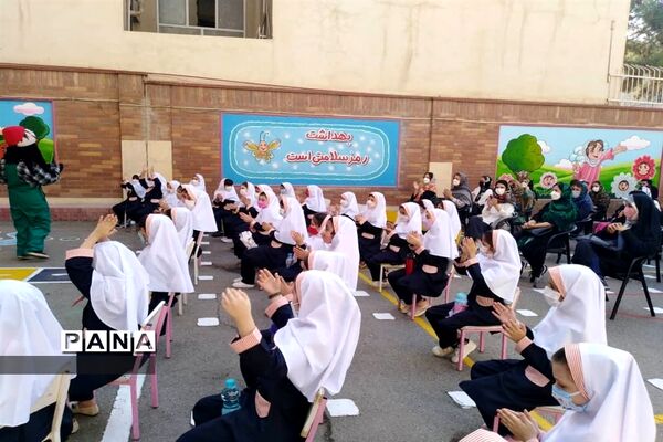 جشن شکوفه‌ها جشن مهربانی در منطقه هفت