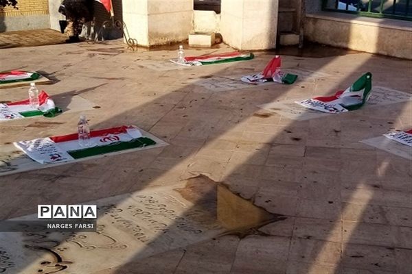 آیین مهمانی لاله ها در قم