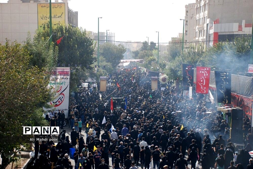راهپیمایی جاماندگان اربعین حسینی درشهرستان ری