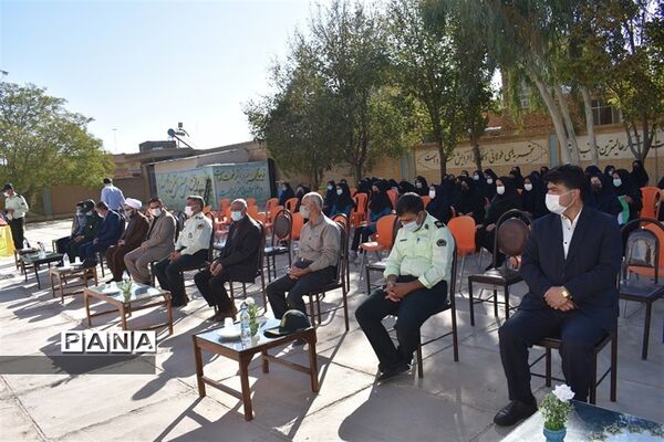 نواخته شدن زنگ مهر و مقاومت در مدارس شهرستان بهاباد